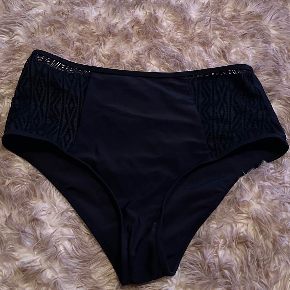CUPSHE Dual Strap Bikini Bralette & Hipster Bottoms Set - Picture 9 of 10